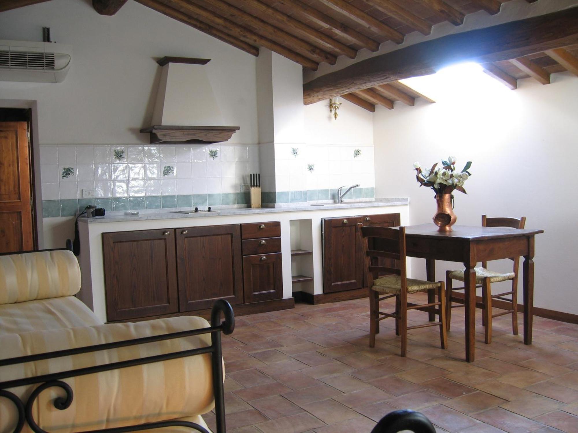 Le 7 Camicie Aparthotel Castelnuovo dell'Abate Bagian luar foto